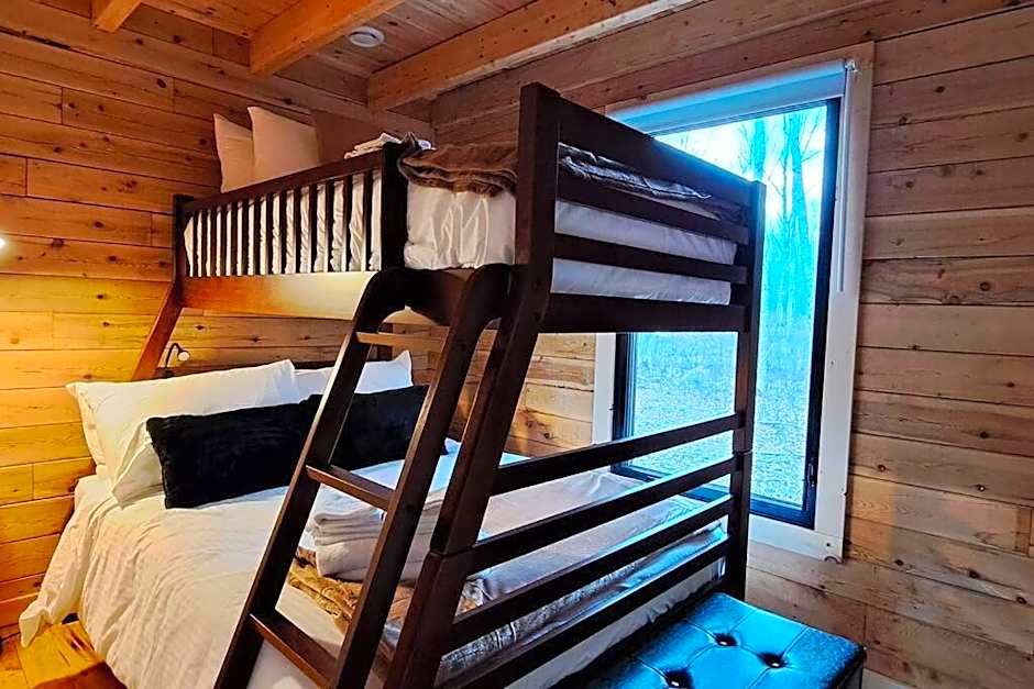 Islander Lodge - Lochaber Lake Lodges