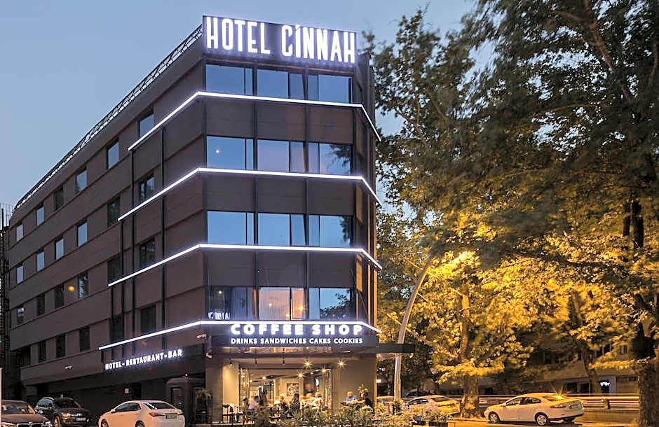 Hotel Cinnah