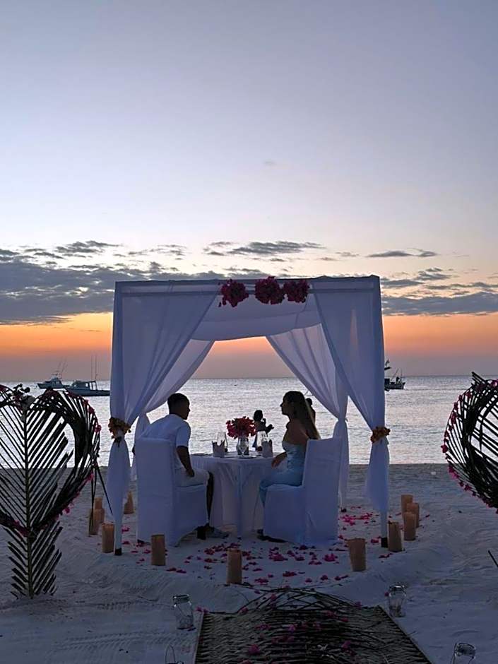 Sunset Kendwa Beach Hotel
