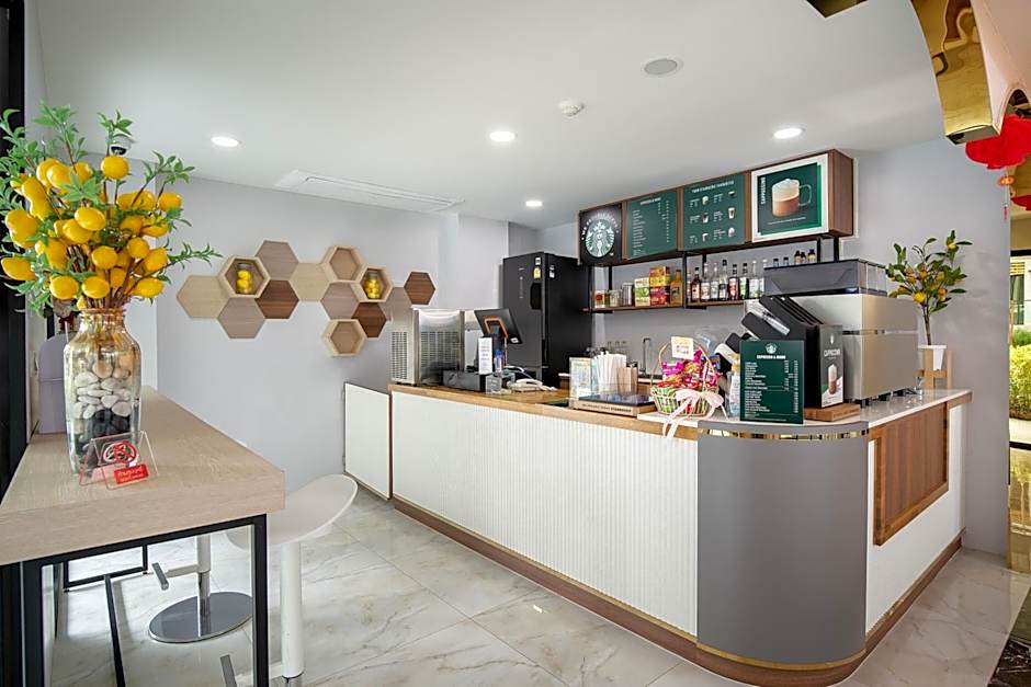 Crystal Srivaree Suvarnabhumi Hotel