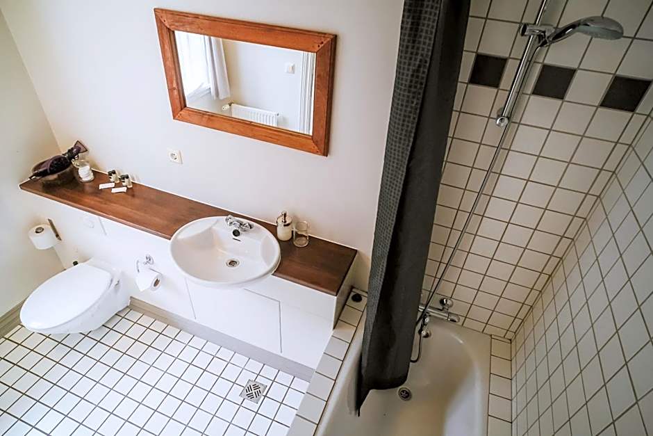 Bankinn - Hotel by Aldan