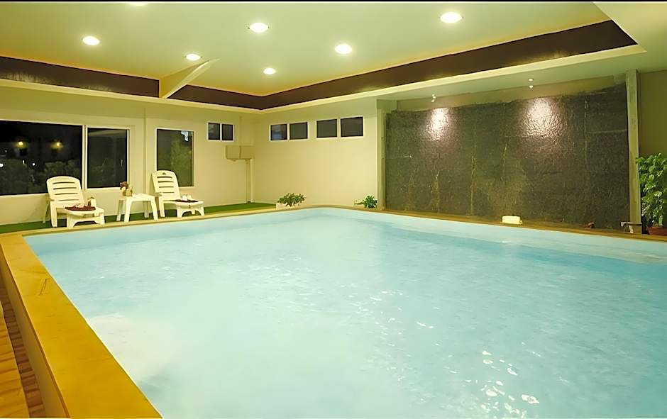 Nize Hotel