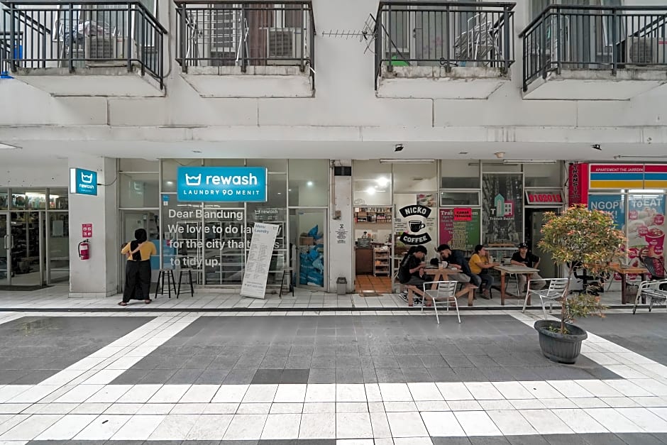 The Jarrdin by Bethania Pro by ZUZU