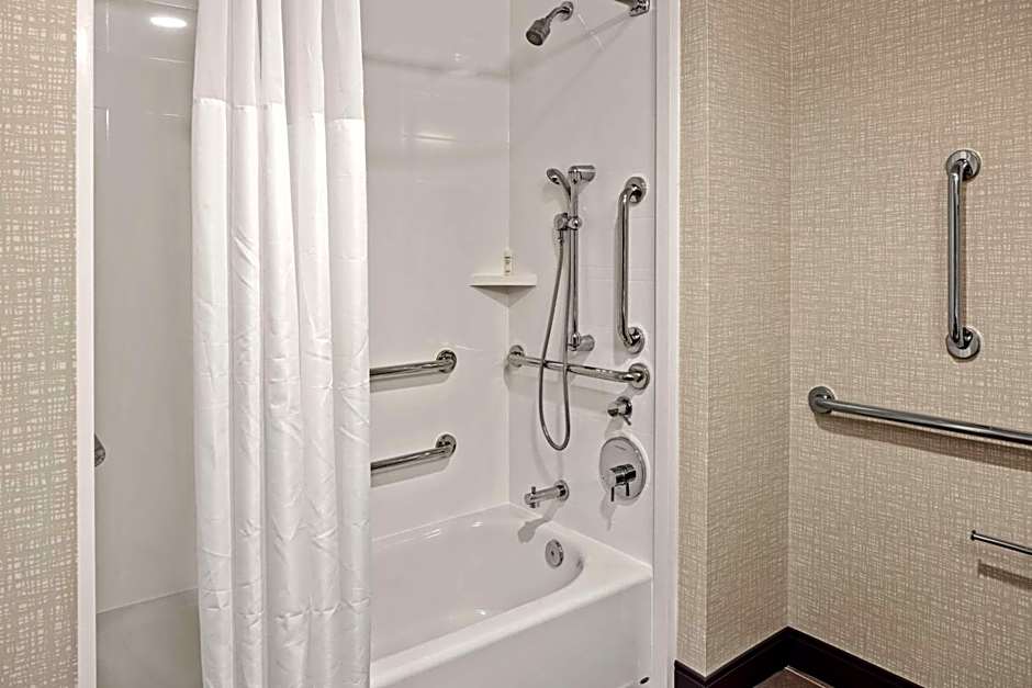 Hampton Inn By Hilton & Suites Cincinnati West, OH