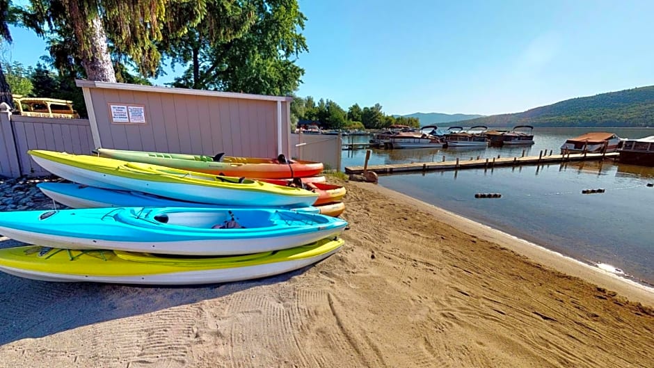 Surfside On The Lake