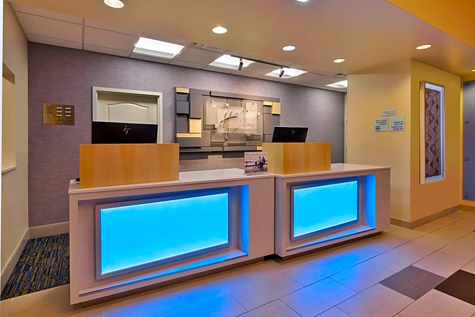 Holiday Inn Express And Suites Effingham By IHG