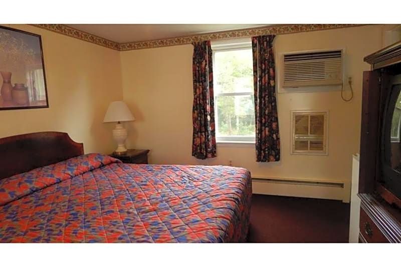 Knights Inn Centerville Cape Cod Area