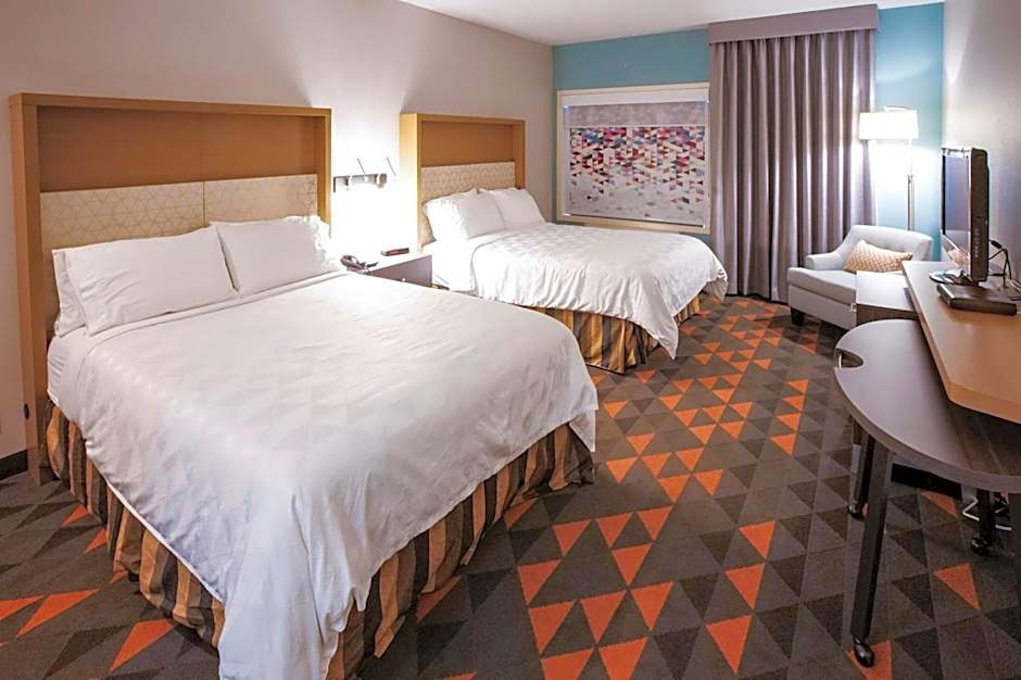 Holiday Inn Hotel & Suites Osoyoos By IHG