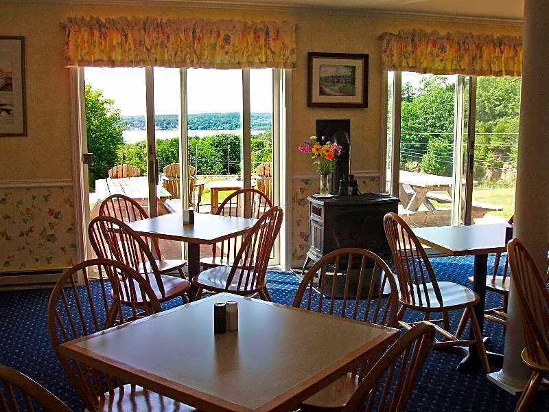 Cod Cove Inn