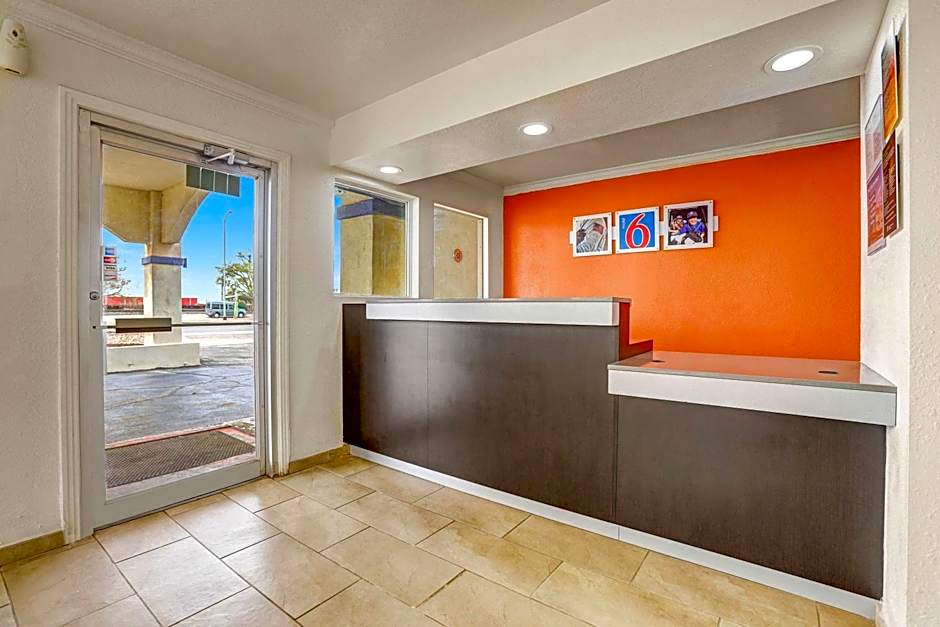 Motel 6-Clovis, NM