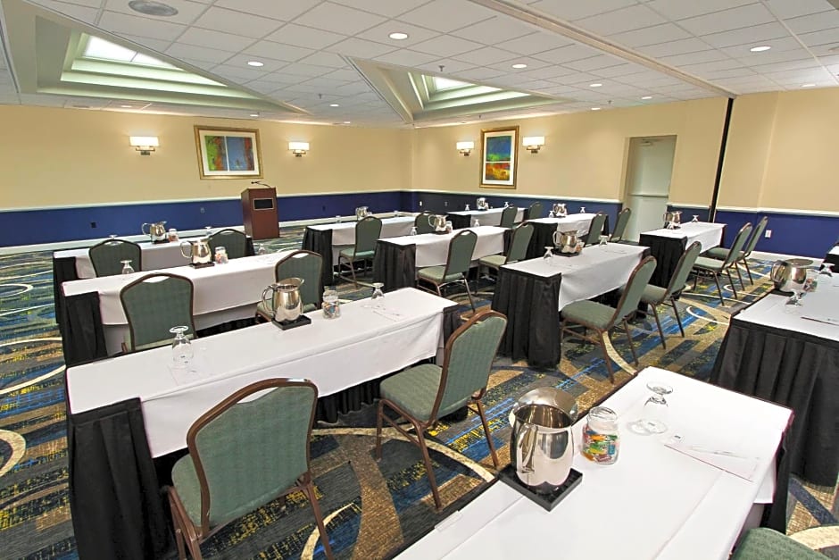 Embassy Suites Baltimore - North/Hunt Valley