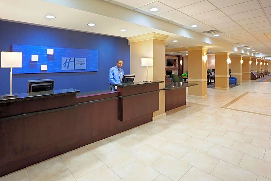 Holiday Inn Express Washington DC SW - Springfield By IHG