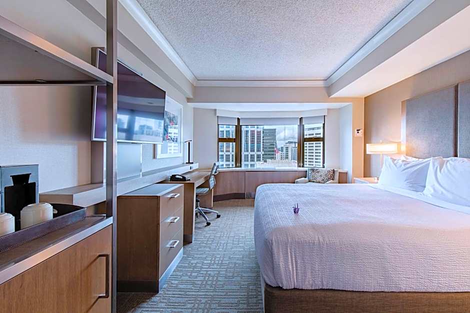 Coast Seattle Downtown Hotel by APA