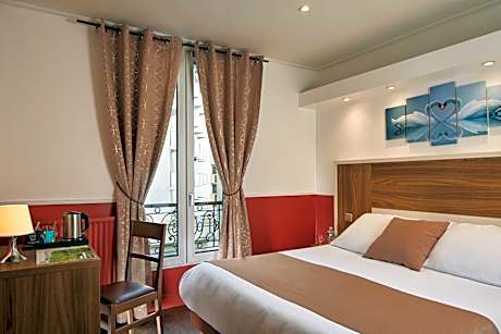 Superior Double Room with shower or bath