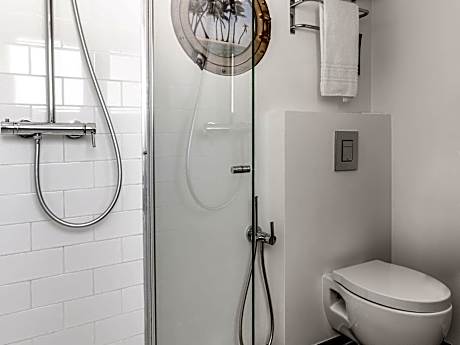 Triple Room with One Double Bed and One Single Bed