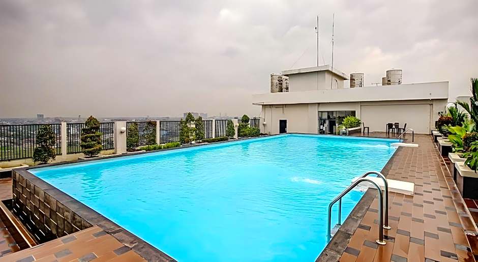 Super OYO 90245 Tridasa