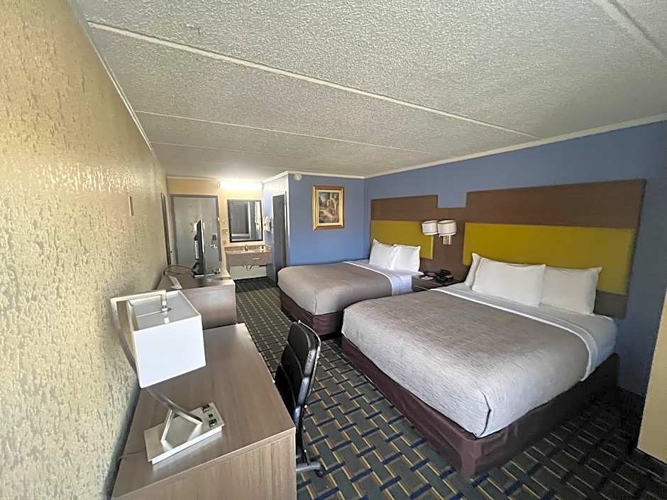 Quality Inn & Suites Near Six Flags East