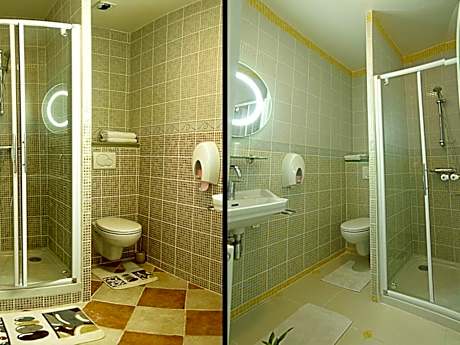 Family room-Standard-Private Bathroom