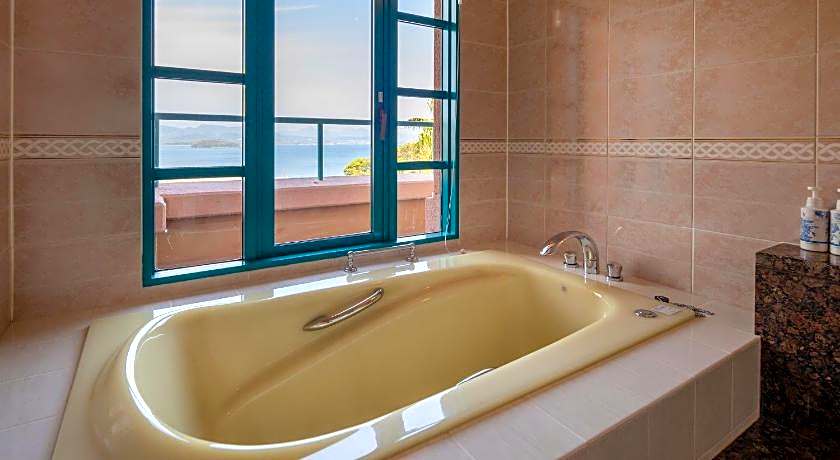 Ooedo Onsen Monogatari Premium Saikaibashi 