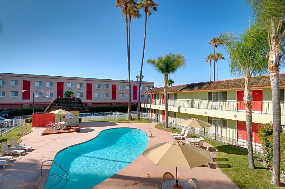 SureStay Hotel by Best Western San Jose Airport