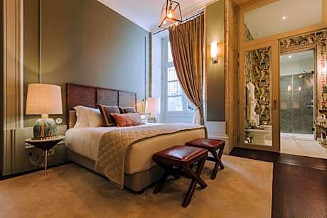 Deluxe Double Room with Bath