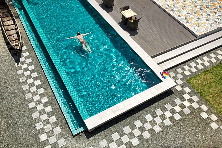 Owl And The Pussycat