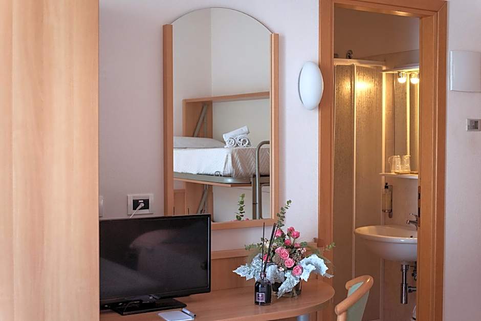 Adria Beach Hotel