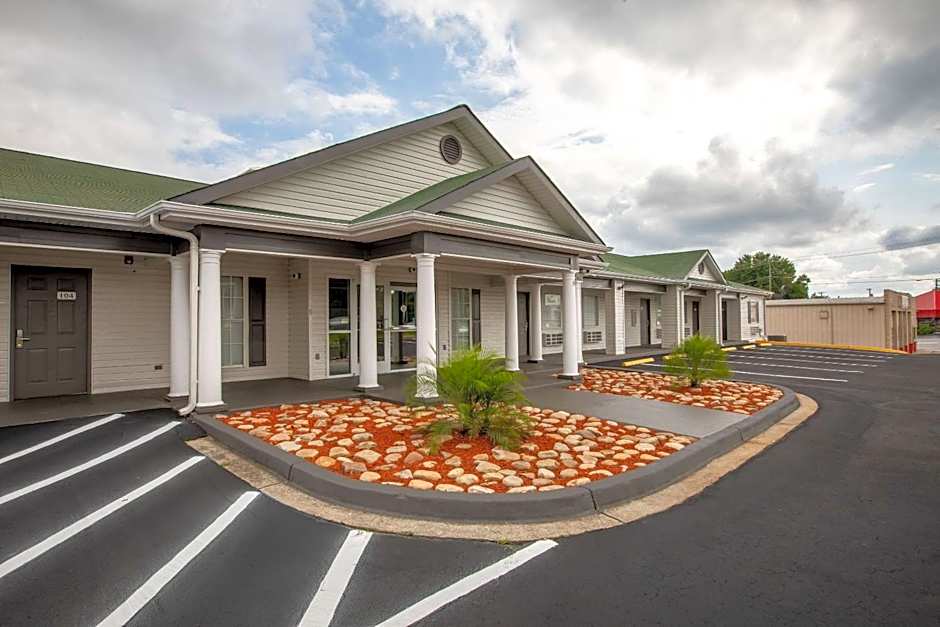 Suburban Studios Spartanburg - I-26