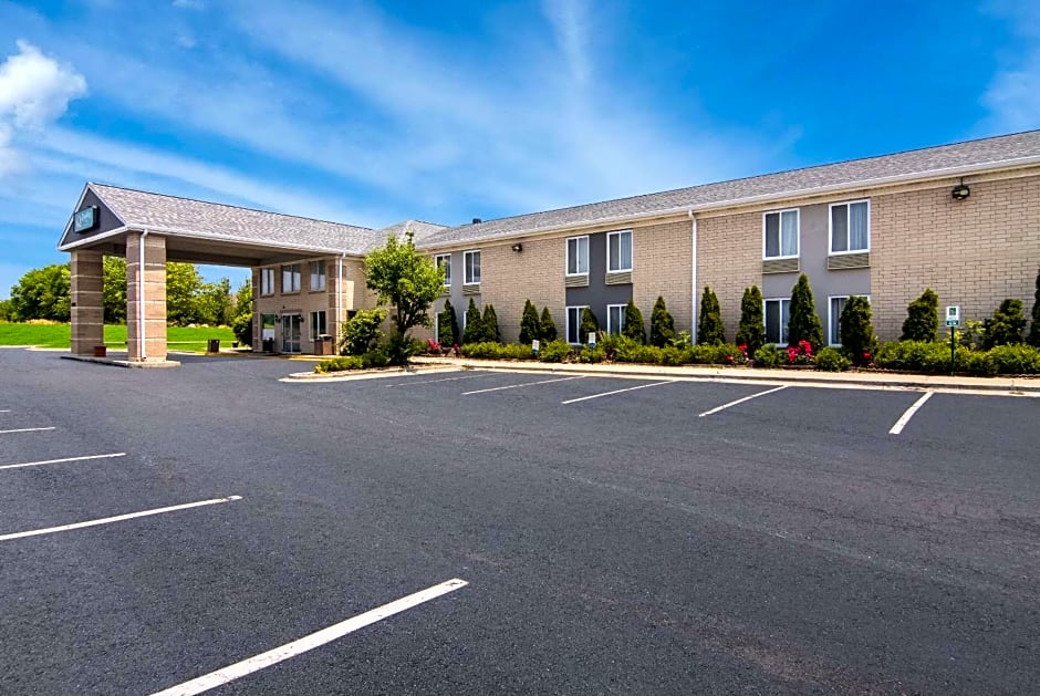 Quality Inn Aurora - Naperville Area