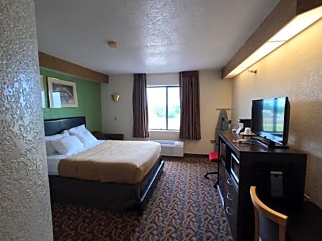 Pleasant Stay Inn & Suites