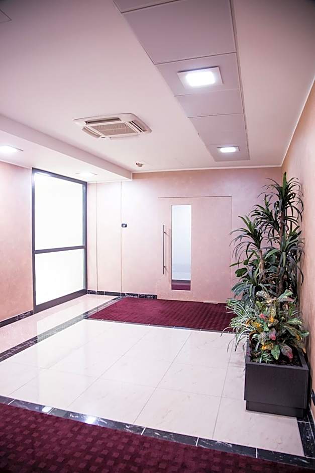 Groane Hotel Residence