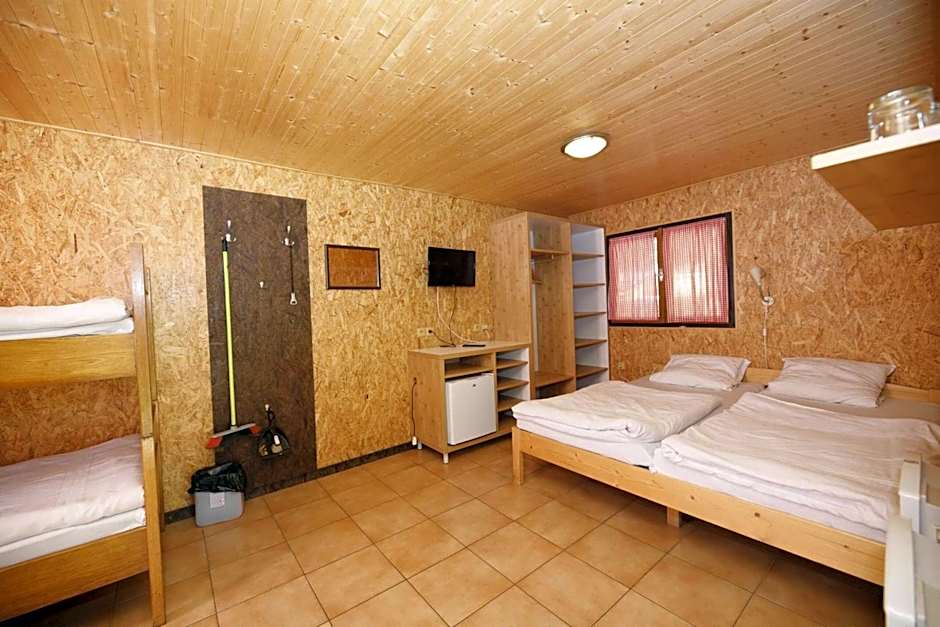 Chatový areál Zděřina