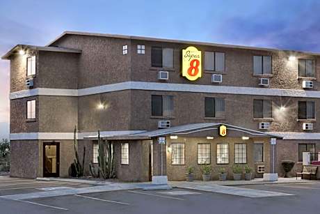 Super 8 by Wyndham Lake Havasu City