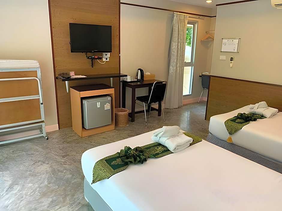 Nopparat Garden Hotel