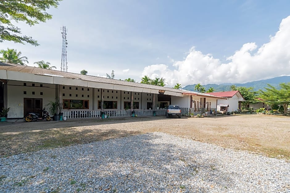 RedDoorz Syariah near Kawasan Saribu Rumah Gadang Solok Selatan