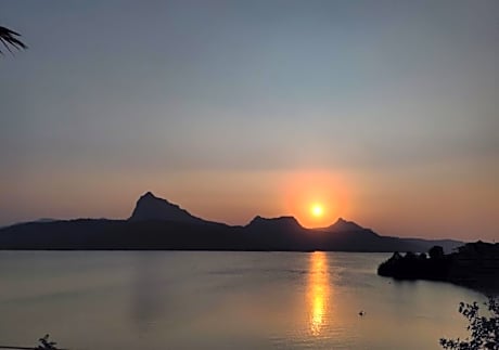 Ranwara Pawana Lake Camping