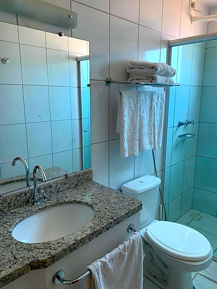 No GOLDEN DOLPHIN EXPRESS VOCÊ IRÁ TER MOMENTOS ESPETACULARES!