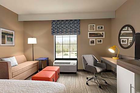King Room W/ Sofa Bed And Fridge Non Smoking