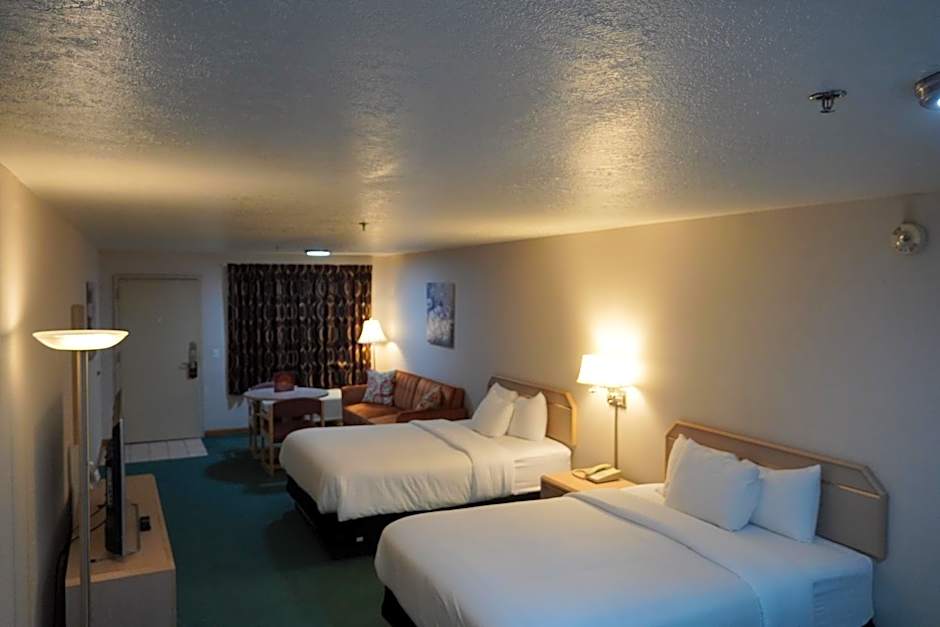Timberland Inn & Suites