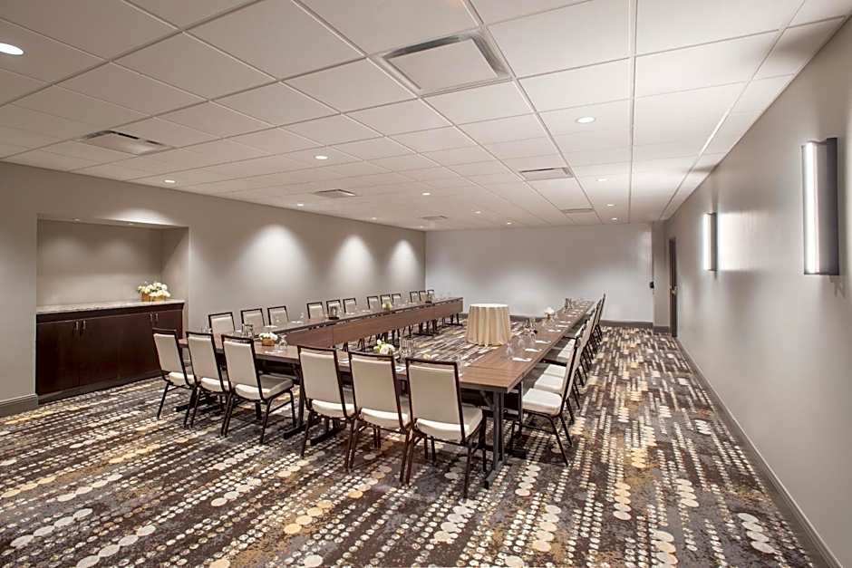 Magnolia Hotel Denver, a Tribute Portfolio Hotel
