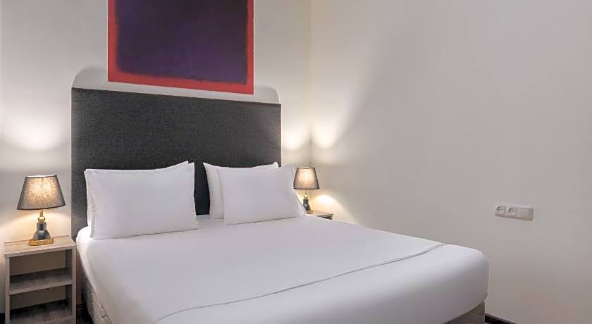Elysium Gallery Hotel