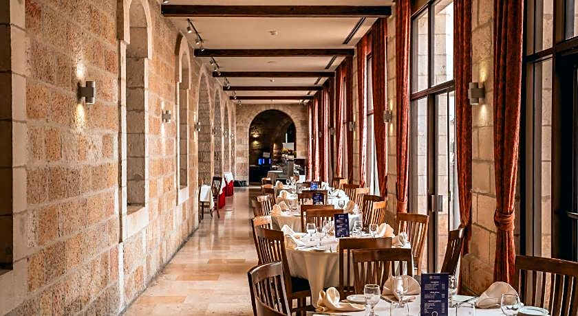 Notre Dame Center Guest House