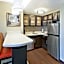Staybridge Suites Cleveland Mayfield Heights Beachwood By IHG