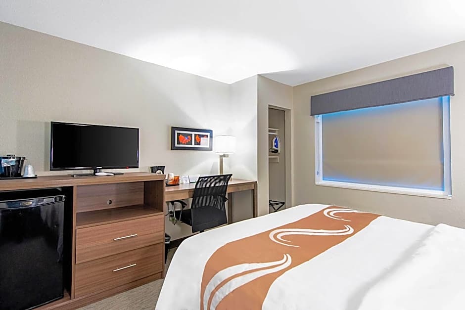 Quality Inn Mishawaka - South Bend