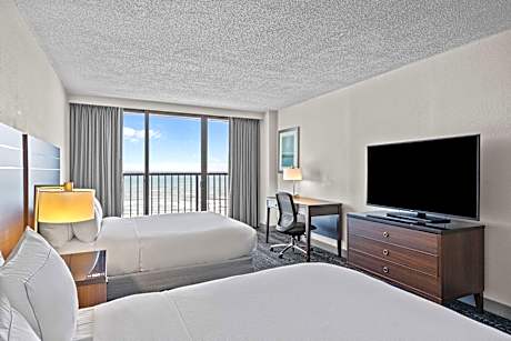 2 Queen Beds-Ocean Front-Balcony-Nosmoking