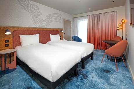 Superior Twin Room with Kitchenette