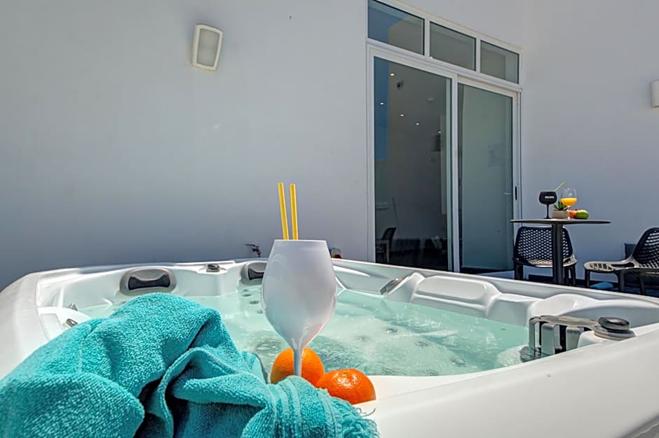 Marina Suites & apartments - Self catering - by Tritoni hotels
