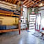 PodShare East Hollywood