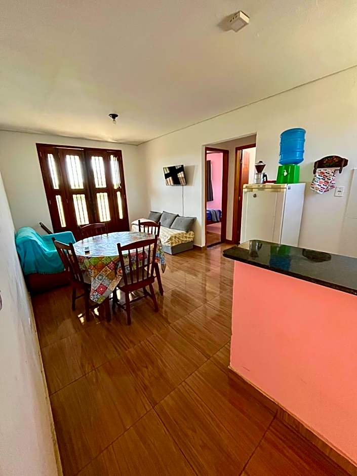 Casa inteira con piscina compartilhada