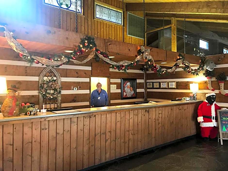 Great Smokies Inn - Cherokee